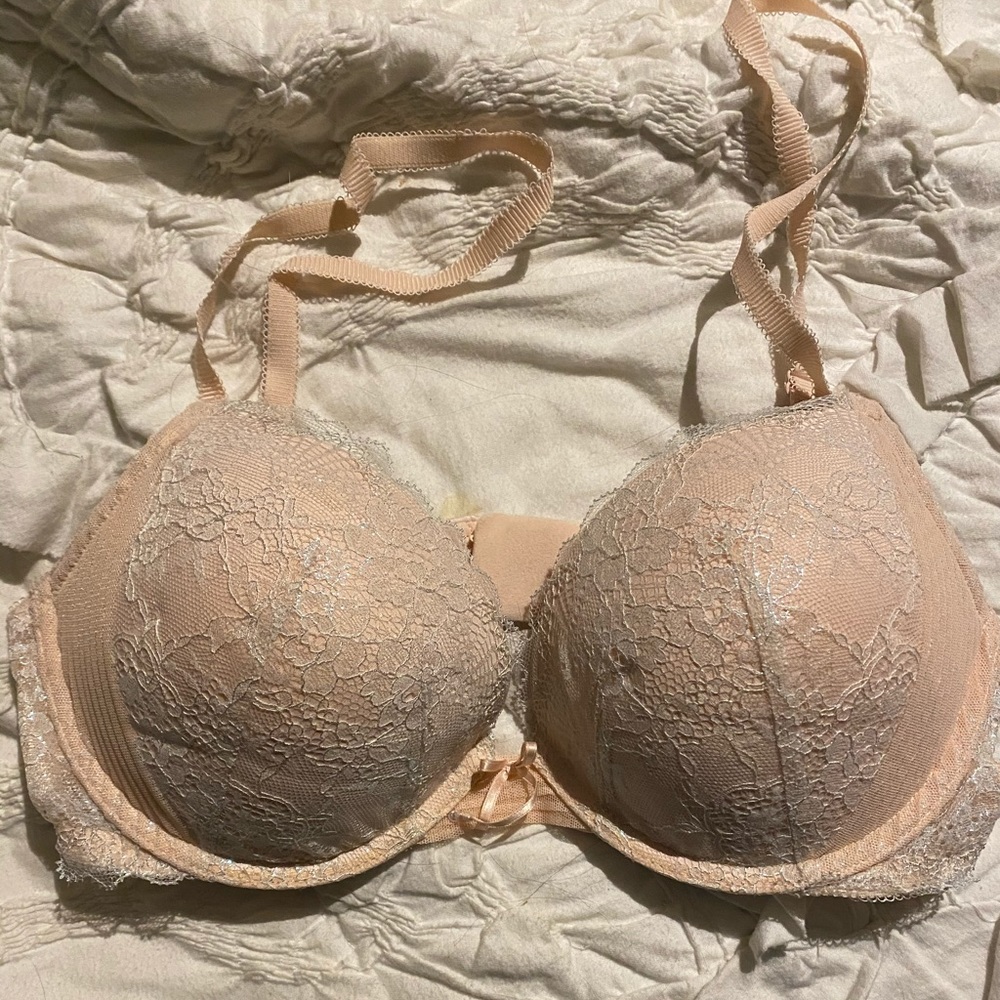 Victoria’s Secret bra